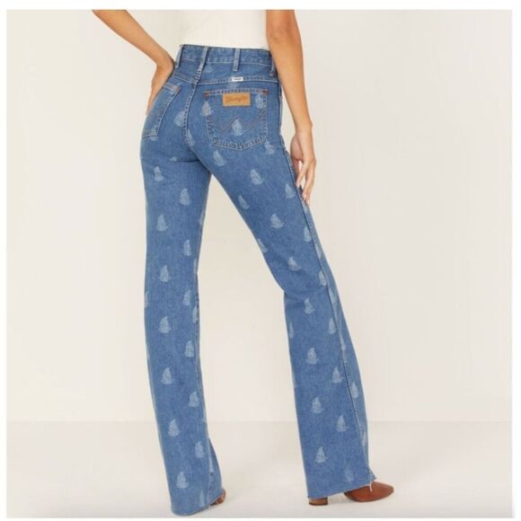 NWT Wrangler Westward Paisley High Rise Bootcut Jeans 27X34 - Picture 1 of 9